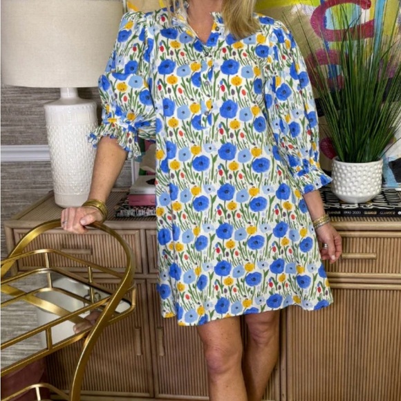 entro Dresses & Skirts - entro Blue & Yellow Floral V-Neck Mini Dress